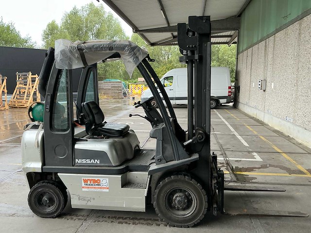 2005 nissan ud02a25pq vorkheftruck - afbeelding 12 van  15
