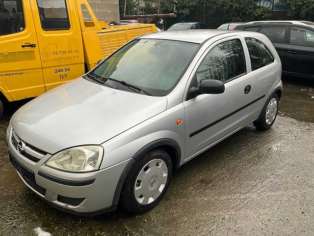 2005 opel corsa personenauto - afbeelding 1 van  17