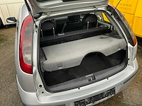 2005 opel corsa personenauto - afbeelding 15 van  17