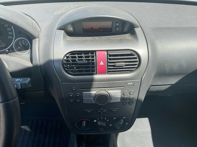 2005 opel tigra personenauto - afbeelding 4 van  10