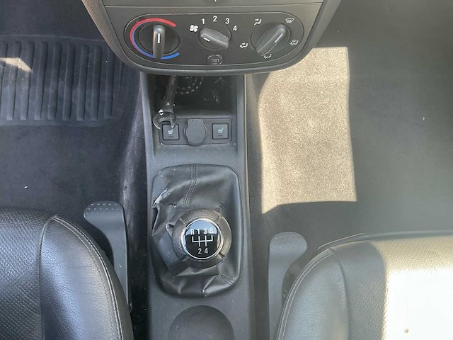 2005 opel tigra personenauto - afbeelding 5 van  10