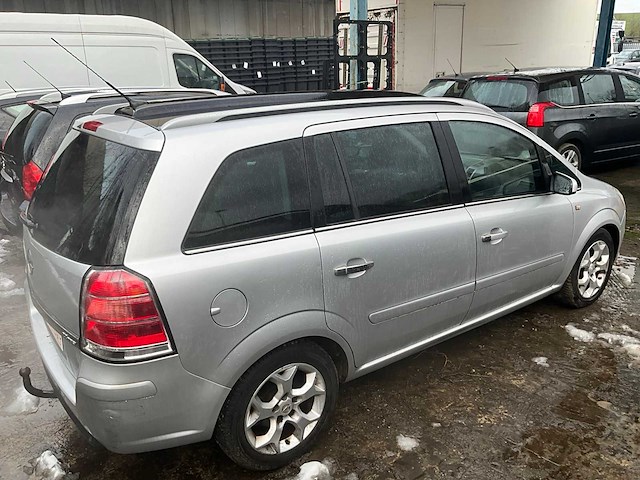 2005 opel zafira personenauto - afbeelding 16 van  21