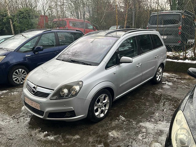 2005 opel zafira personenauto - afbeelding 1 van  21