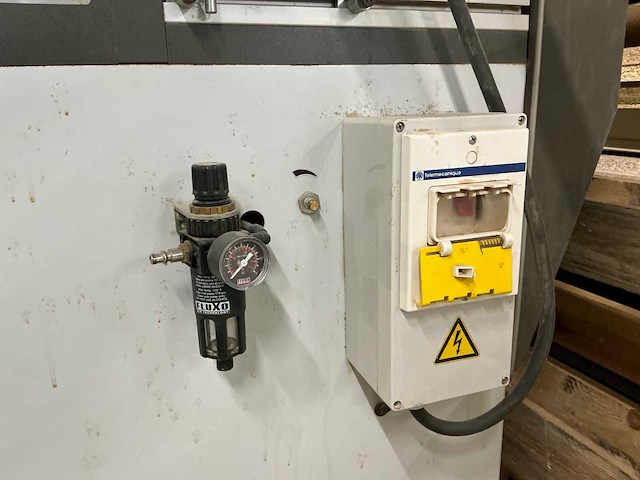 2005 optima 21 0510 verticale freesmachine - afbeelding 3 van  8