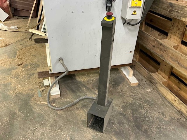 2005 optima 21 0510 verticale freesmachine - afbeelding 4 van  8