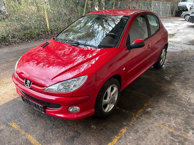 2005 peugeot 206 personenauto - afbeelding 1 van  17