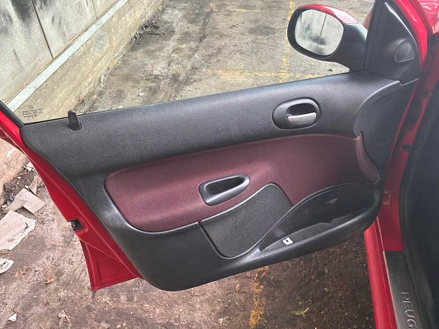 2005 peugeot 206 personenauto - afbeelding 7 van  17