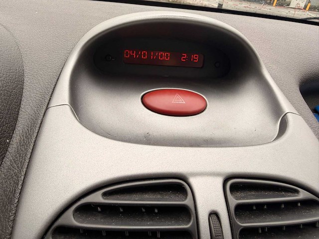 2005 peugeot 206 personenauto - afbeelding 5 van  15