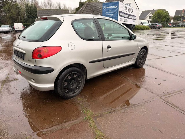 2005 peugeot 206 personenauto - afbeelding 8 van  15