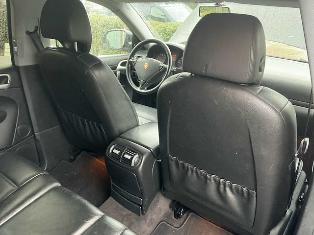 2005 porsche cayenne personenauto - afbeelding 15 van  37