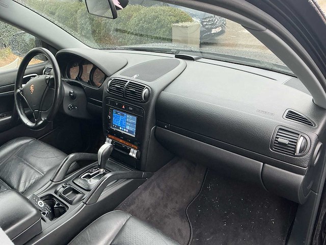 2005 porsche cayenne personenauto - afbeelding 36 van  37