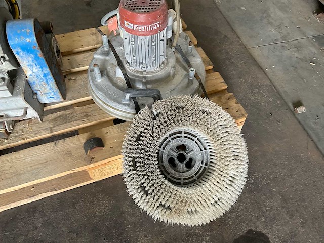 2005 raimondi ipertitina 108/10 vloerreiniger - afbeelding 6 van  6