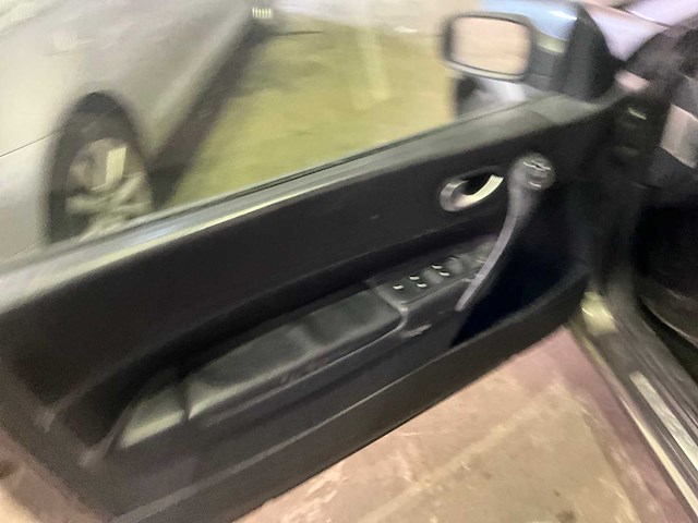 2005 renault megane cabriolet - afbeelding 15 van  15