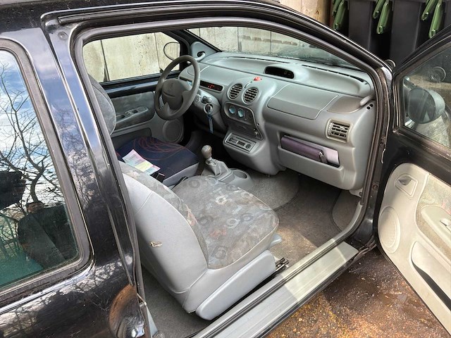 2005 renault twingo personenauto - afbeelding 3 van  20