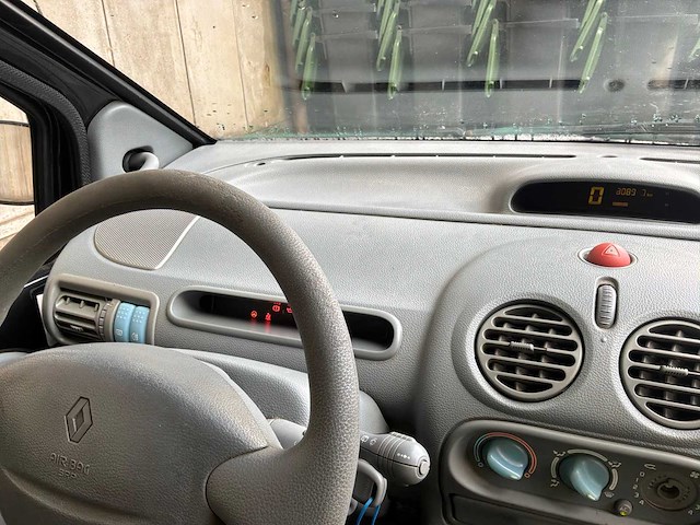 2005 renault twingo personenauto - afbeelding 8 van  20