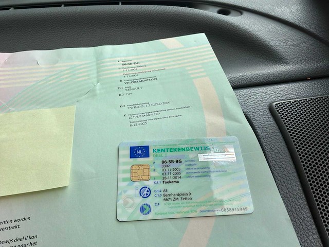 2005 renault twingo personenauto - afbeelding 11 van  20