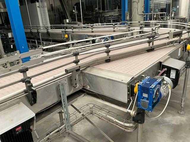 2005 sacmi labelling opera 200rf etiketteermachine - afbeelding 7 van  31