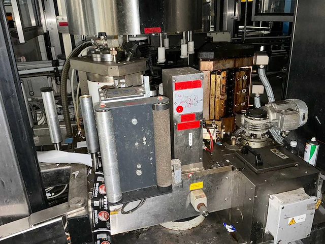 2005 sacmi labelling opera 200rf etiketteermachine - afbeelding 9 van  31