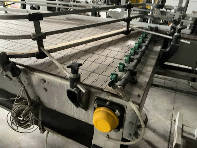 2005 sacmi labelling opera 200rf etiketteermachine - afbeelding 29 van  31