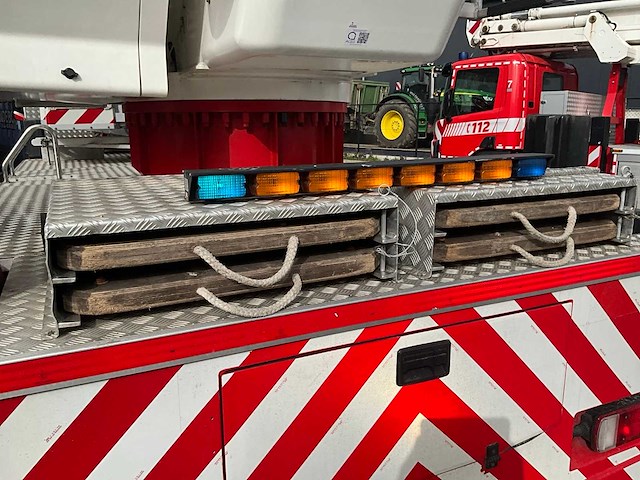 2005 scania db4x2/a12 ladderwagen - afbeelding 2 van  21