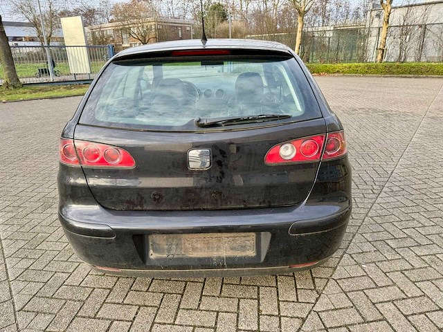 2005 seat ibiza personenauto - afbeelding 16 van  19