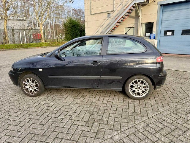 2005 seat ibiza personenauto - afbeelding 18 van  19