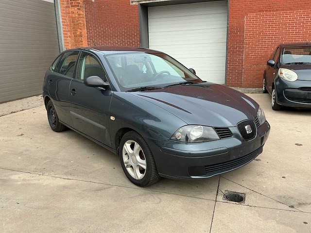 2005 seat ibiza personenauto - afbeelding 3 van  3