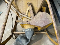 2005 secatol betonkubel - afbeelding 2 van  10