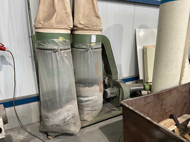 2005 sicar express 3200c paneelcirkelzaagmachine met afzuiging - afbeelding 5 van  9