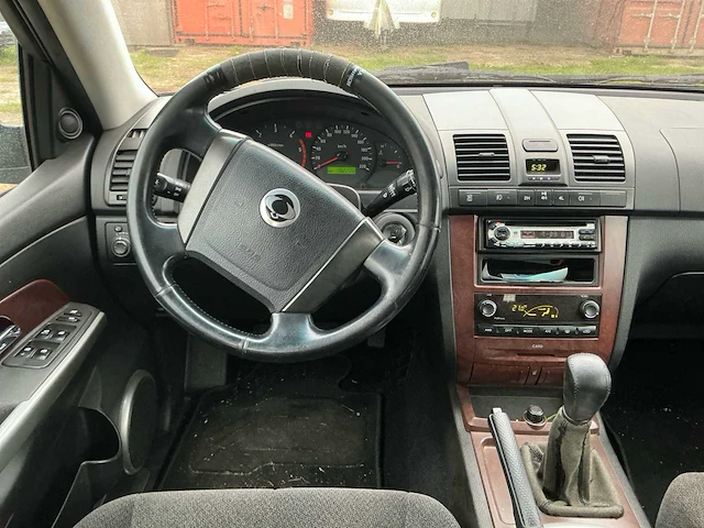 2005 ssangyong rexton 2.7 xdi - 4x4 - lichte vracht - afbeelding 2 van  31