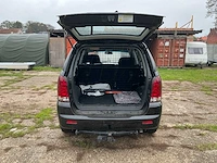 2005 ssangyong rexton 2.7 xdi - 4x4 - lichte vracht - afbeelding 9 van  31