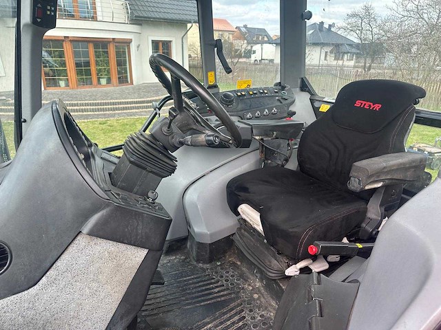 2005 steyr 6170 cvt - vierwielaangedreven landbouwtractor - afbeelding 25 van  35