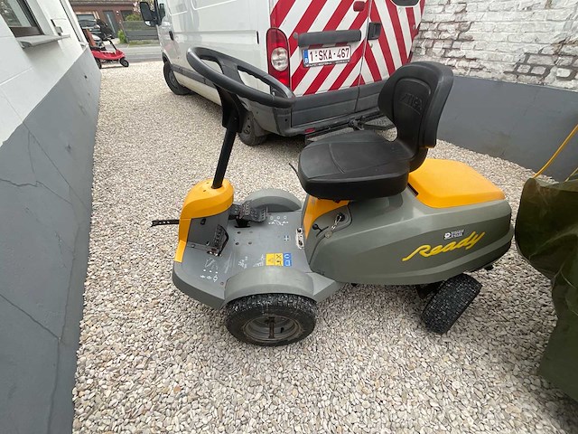 2005 stiga ready hst (hydrostatische) tractor typ maaier - afbeelding 7 van  14
