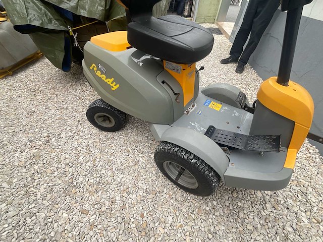 2005 stiga ready hst (hydrostatische) tractor typ maaier - afbeelding 9 van  14