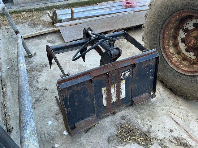 2005 vangaever graafmak met pieken voor bobcat graafbak - afbeelding 7 van  10