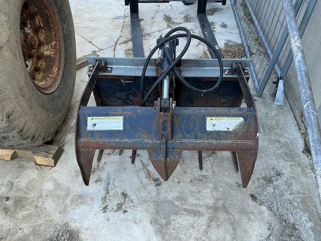 2005 vangaever graafmak met pieken voor bobcat graafbak - afbeelding 8 van  10