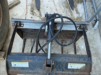 2005 vangaever mestklauw met pieken voor bobcat graafbak klein model - afbeelding 11 van  12