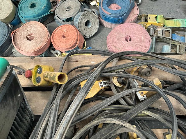 2005 verlinde vl10 elektrische kettingtakel met loopkatten - afbeelding 5 van  8