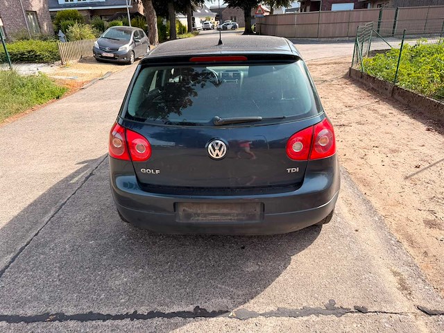 2005 volkswagen golf personenauto - afbeelding 13 van  17
