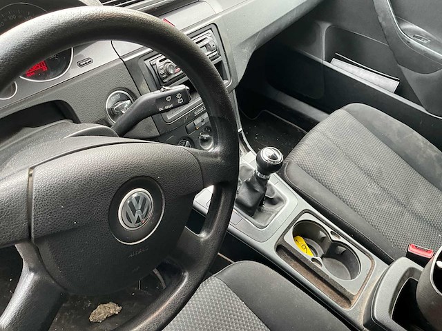 2005 volkswagen passat - afbeelding 3 van  31