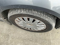 2005 volkswagen passat - afbeelding 18 van  31