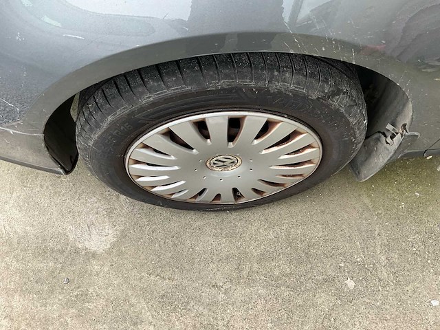 2005 volkswagen passat - afbeelding 19 van  31