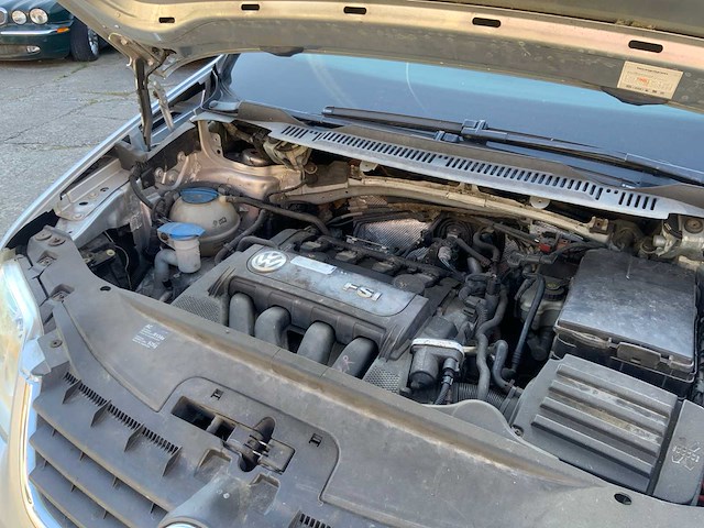 2005 volkswagen touran 2.0 fsi personenauto - afbeelding 8 van  21