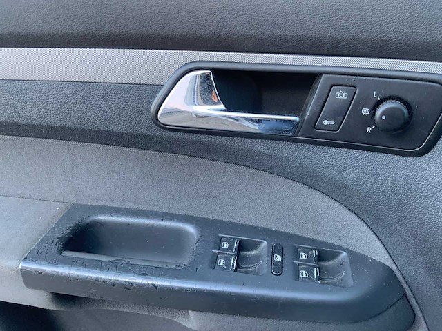 2005 volkswagen touran 2.0 fsi personenauto - afbeelding 4 van  15