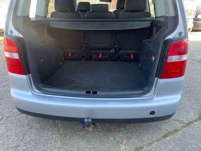 2005 volkswagen touran 2.0 fsi personenauto - afbeelding 8 van  15