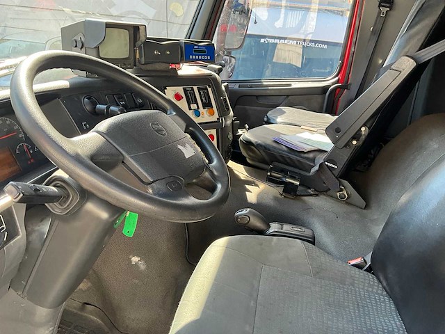 2005 volvo fmfh tankautospuit - afbeelding 22 van  44