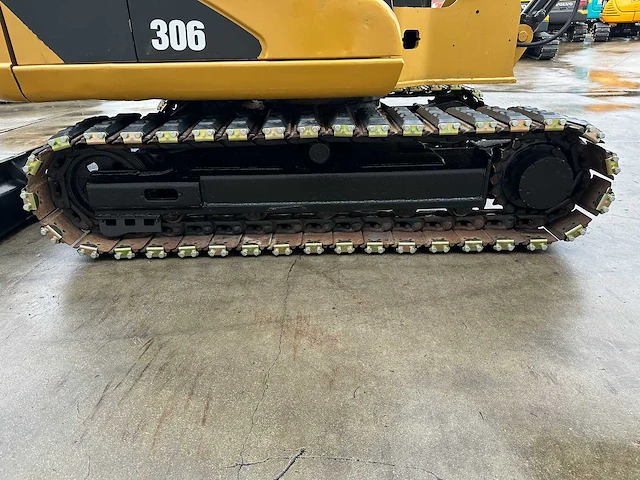 2006 - caterpillar - 306 - midi-excavator - afbeelding 13 van  40