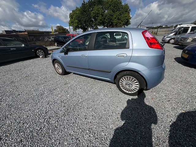 2006 - fiat - grande punto - 1.4-16v dynamic - car - afbeelding 18 van  20