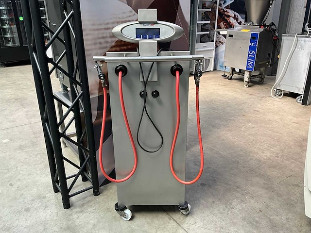 2006 bakon jelly satellite twin geleispuitmachine - afbeelding 1 van  8