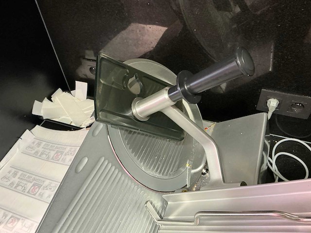 2006 bizerna se 12 t snijmachine - afbeelding 2 van  8